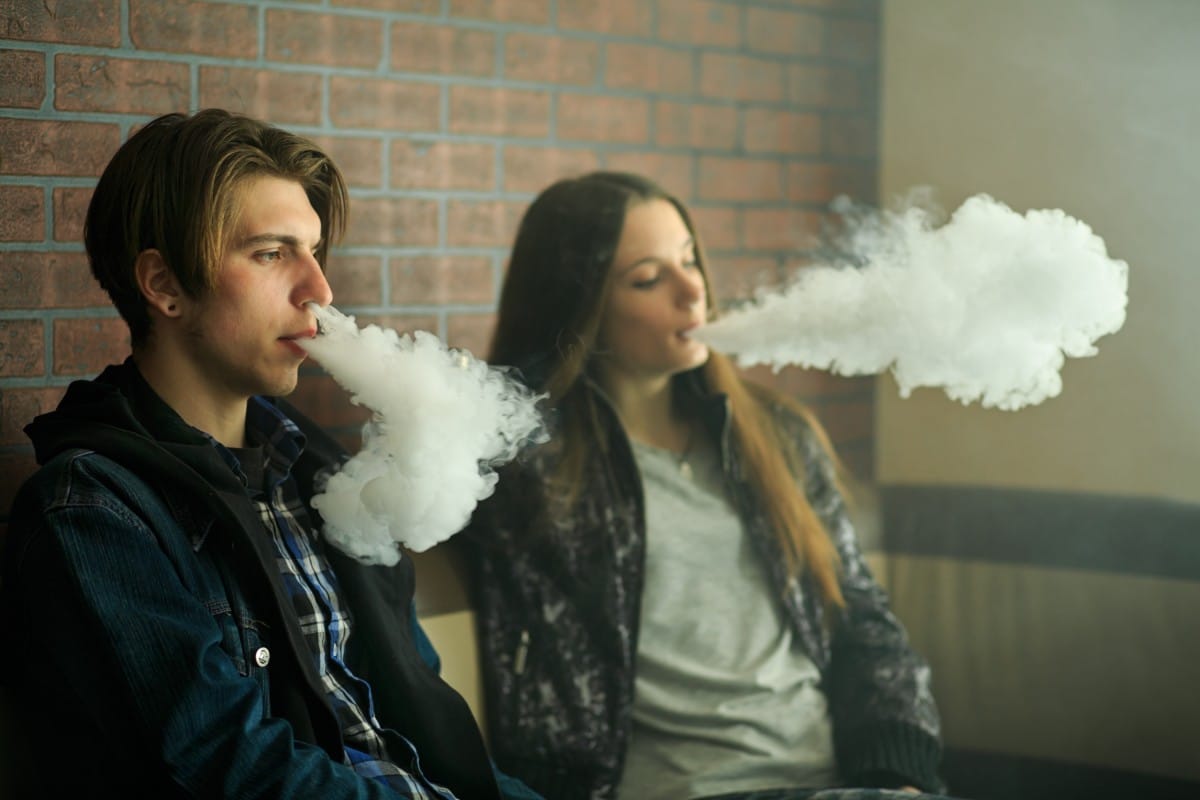 elfbar nachfüll pod läuft aus Teenagers Who Vape Are at Higher Risk for COVID-19