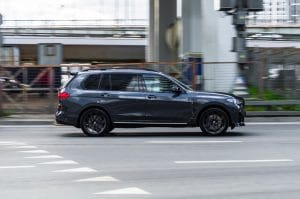 Safety Alert: BMW X7 Cupholder Design Flaw May Cause Airbag Malfunction